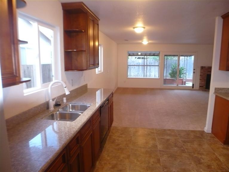 1910 Mello Ct, Tracy, CA 95376 photo 5