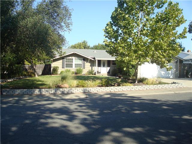 5961 Ellerslee Dr, Carmichael, CA 95608 photo 1