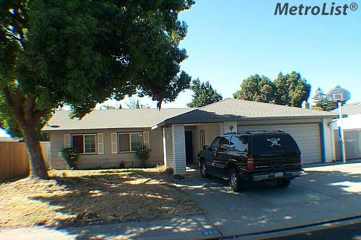 863 Alpine Ave, Manteca, CA 95336 photo 1