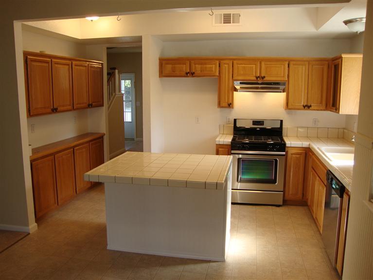 309 Creekside Way, Winters, CA 95694 photo 3