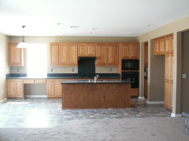 1268 Spyglass Ct, Ripon, CA 95366 photo 5