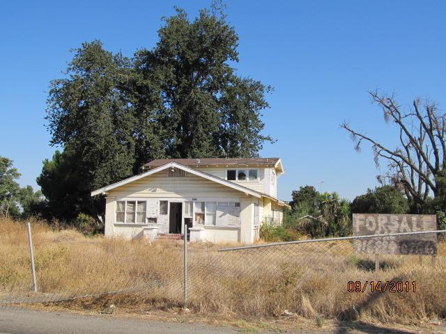 1609 Maze Blvd, Modesto, CA 95358 photo 9
