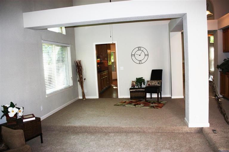 111 Hazelmere Dr, Folsom, CA 95630 photo 3