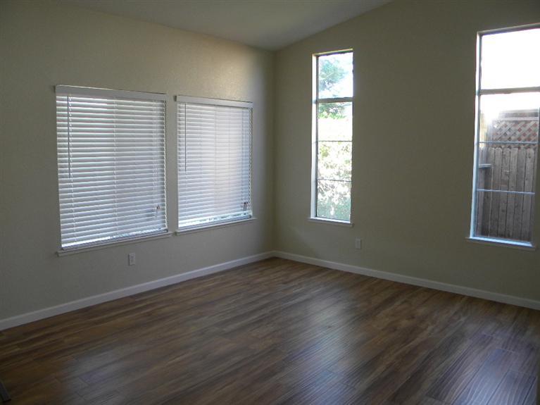 1062 Joan Ave, Ripon, CA 95366 photo 2