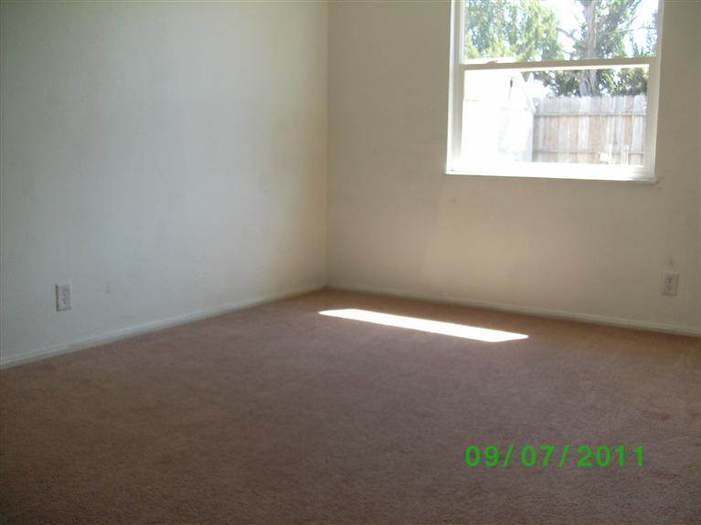 812 Perry Way, Lodi, CA 95240 photo 7