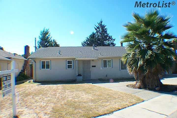 812 Perry Way, Lodi, CA 95240 photo 1