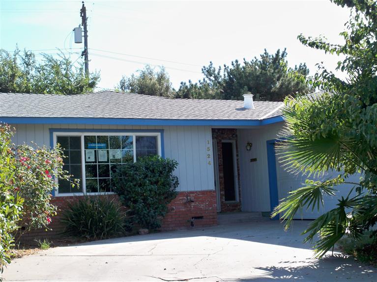 1524 Hazel Ln, Modesto, CA 95350 photo 1