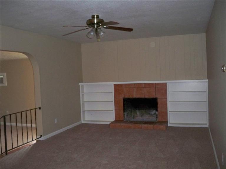 1524 Hazel Ln, Modesto, CA 95350 photo 4