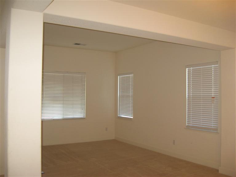 1530 Marigold Dr, Patterson, CA 95363 photo 2