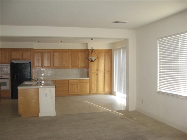 1530 Marigold Dr, Patterson, CA 95363 photo 7