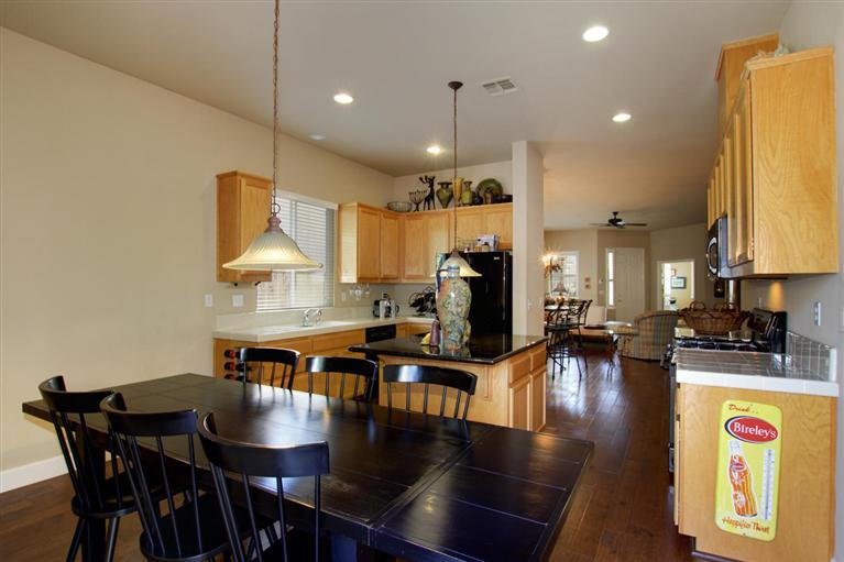 6001 Roswitha Ct, Carmichael, CA 95608 photo 20