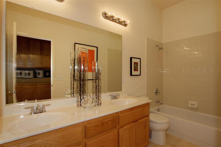 6001 Roswitha Ct, Carmichael, CA 95608 photo 14