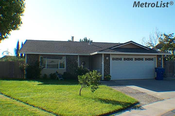 944 Pitts Pl, Manteca, CA 95336 photo 1