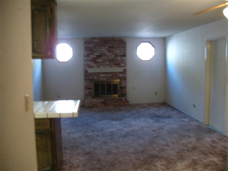 3905 Spring Oak Dr, Modesto, CA 95355 photo 2