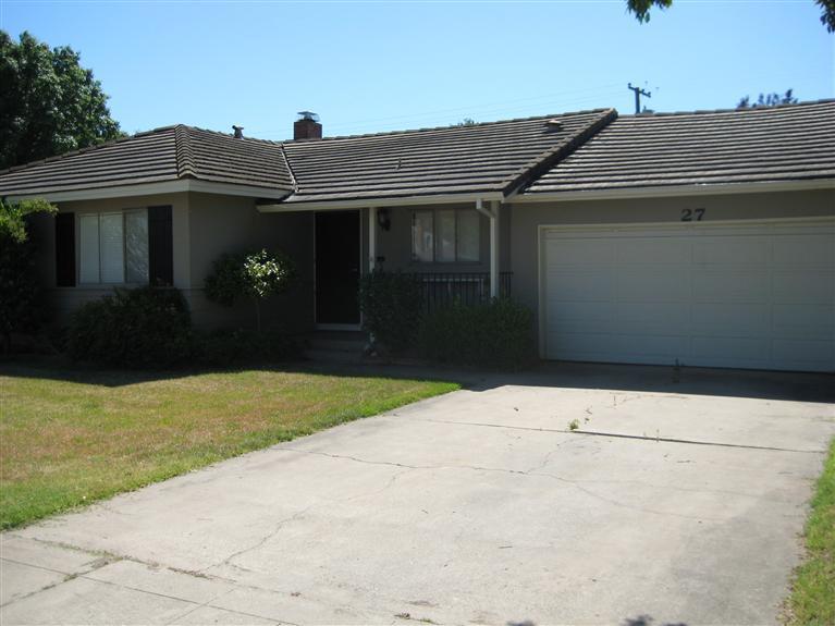 27 N Corinth Ave, Lodi, CA 95242 photo 1