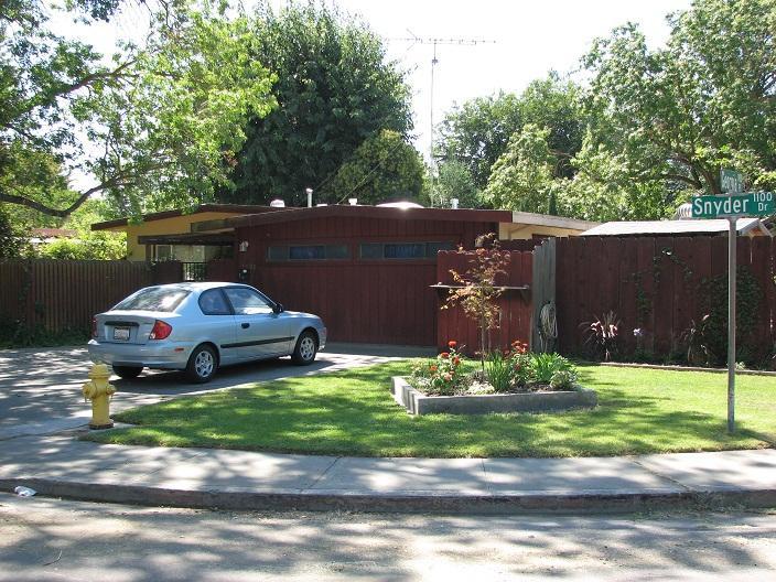 1121 Snyder Dr, Davis, CA 95616 photo 2