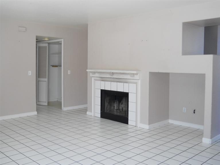 1382 Egret Dr, Tracy, CA 95376 photo 4