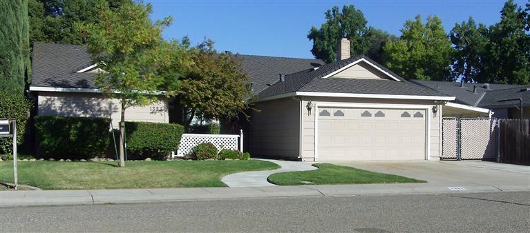 1382 Bunker Ln, Manteca, CA 95336 photo 1