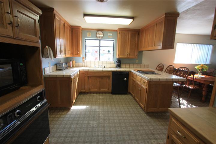 1202 Multnomah Dr, Modesto, CA 95350 photo 7
