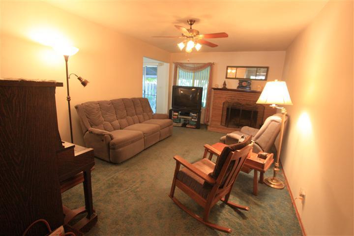 1202 Multnomah Dr, Modesto, CA 95350 photo 4