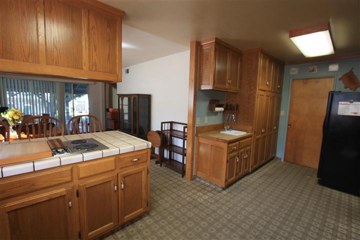 1202 Multnomah Dr, Modesto, CA 95350 photo 10