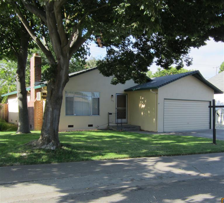 352 1st St, Lodi, CA 95240 photo 1