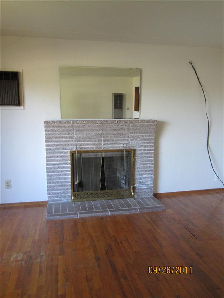 352 1st St, Lodi, CA 95240 photo 4