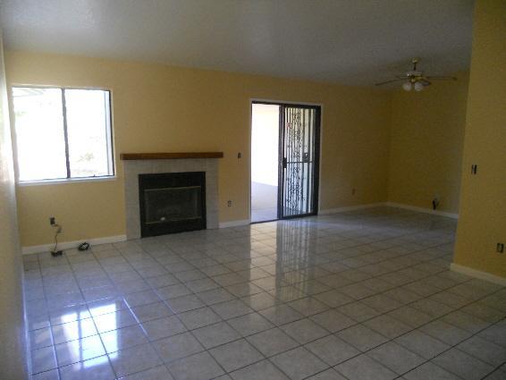2121 Olive Branch Dr, Modesto, CA 95351 photo 3