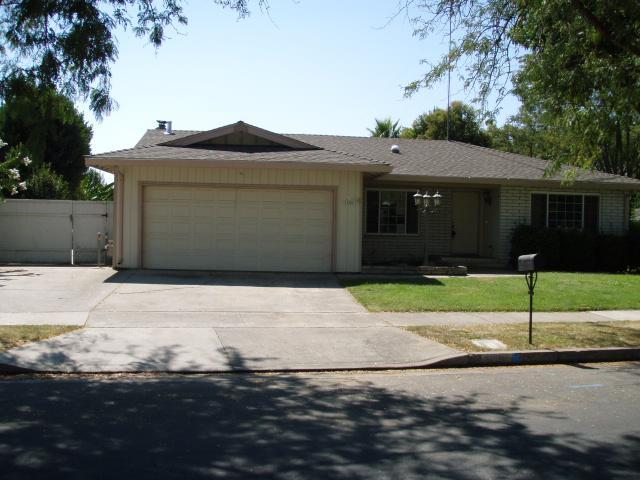 1006 Brookdale Dr, Merced, CA 95340 photo 1