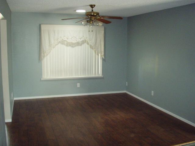 1006 Brookdale Dr, Merced, CA 95340 photo 5