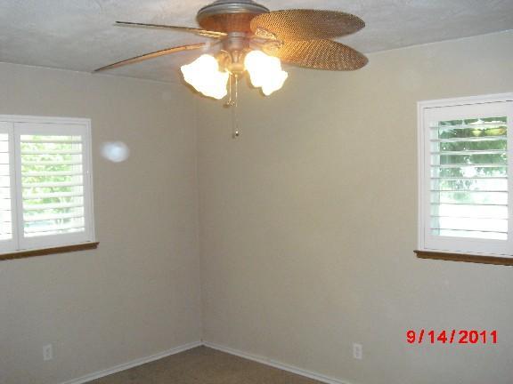 945 S Crescent Ave, Lodi, CA 95240 photo 10