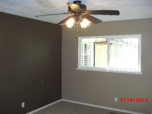 945 S Crescent Ave, Lodi, CA 95240 photo 8