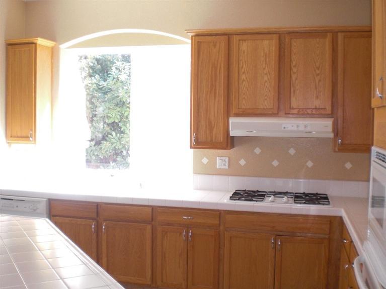 8400 Arrowroot Cir, Antelope, CA 95843 photo 3