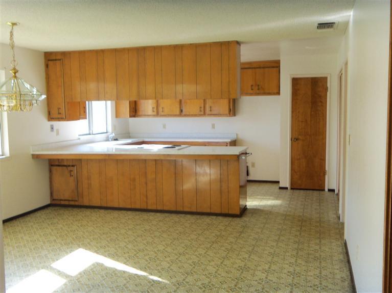 3400 Stanley Ave, Turlock, CA 95382 photo 4