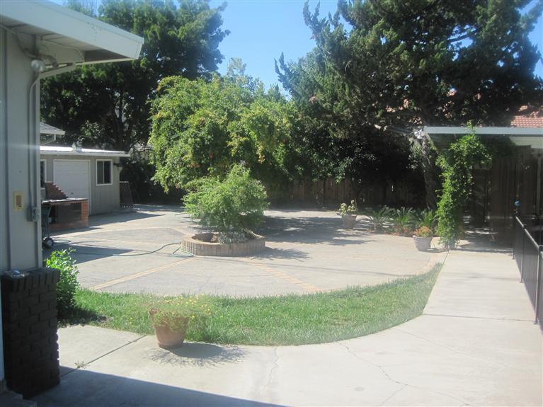 1821 N Berkeley Ave, Turlock, CA 95382 photo 15