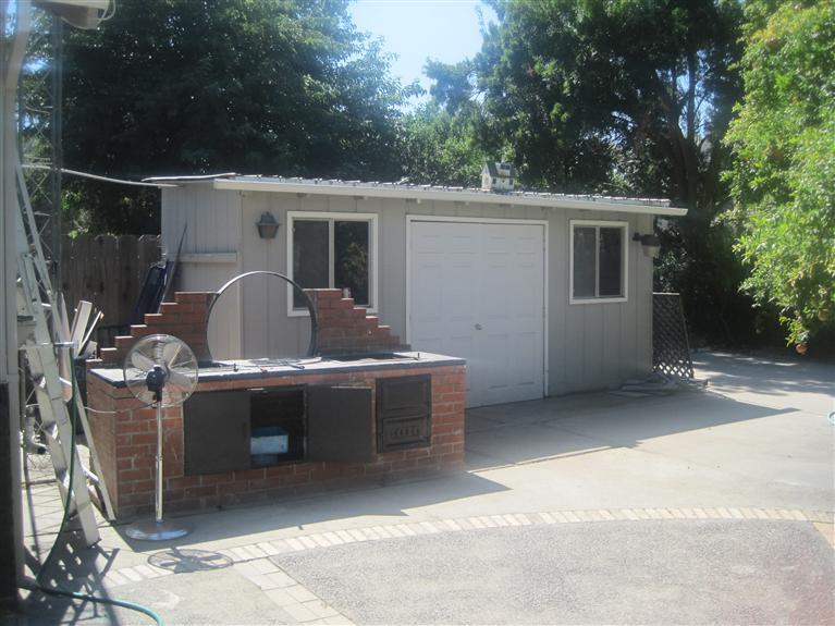 1821 N Berkeley Ave, Turlock, CA 95382 photo 16