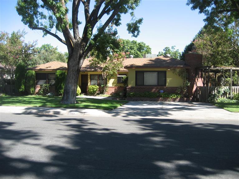 304 Covena Ave, Modesto, CA 95354 photo 1