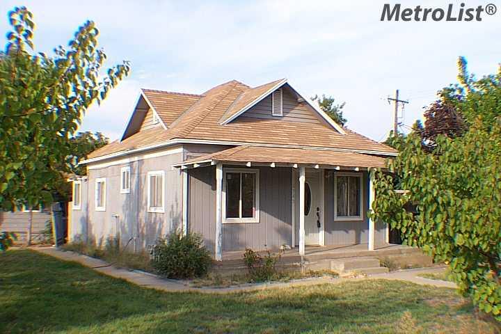 6743 Locust St, Hughson, CA 95326 photo 1