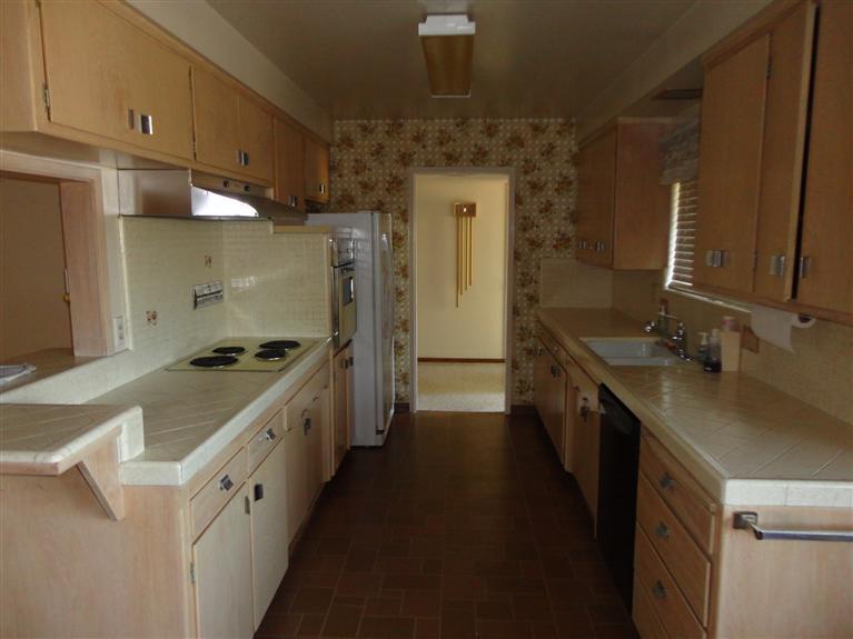 4024 Rochdale Dr, Carmichael, CA 95608 photo 3
