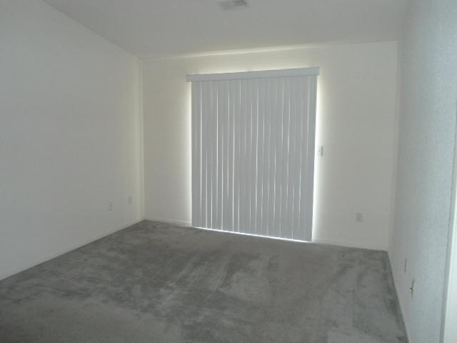 563 E San Xavier Ct, Merced, CA 95341 photo 8