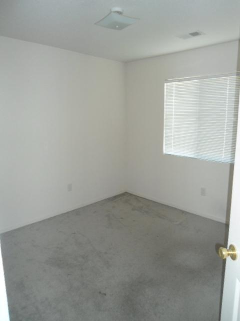 563 E San Xavier Ct, Merced, CA 95341 photo 7