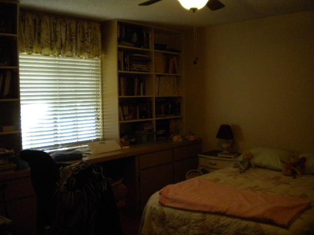 25 W Armstrong Rd, Lodi, CA 95242 photo 14