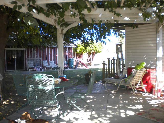 25 W Armstrong Rd, Lodi, CA 95242 photo 17