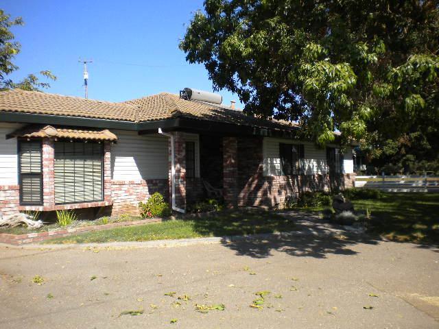 25 W Armstrong Rd, Lodi, CA 95242 photo 22