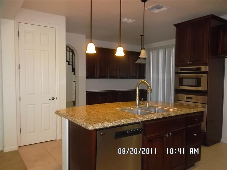 724 Tornga Dr, Ripon, CA 95366 photo 3