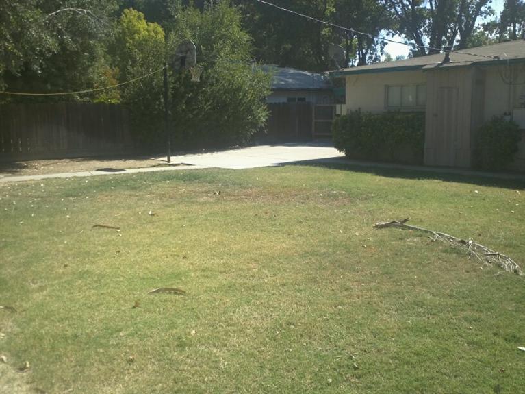 2321 Dora St, Modesto, CA 95354 photo 8