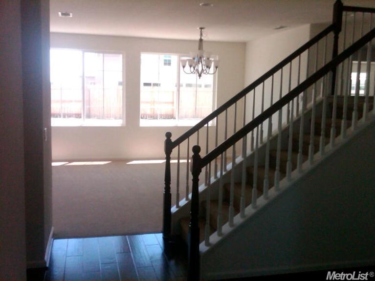 4382 Mahogany Ln, Davis, CA 95618 photo 3