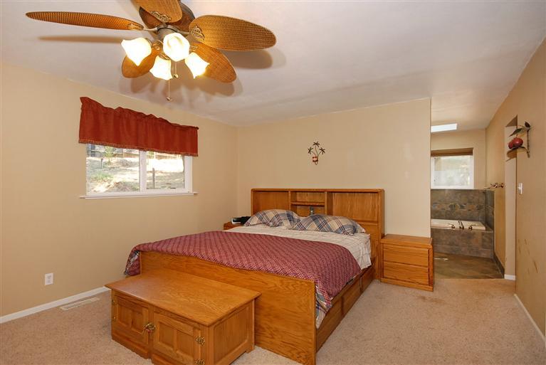 19960 Meadowood Dr, Jackson, CA 95642 photo 8