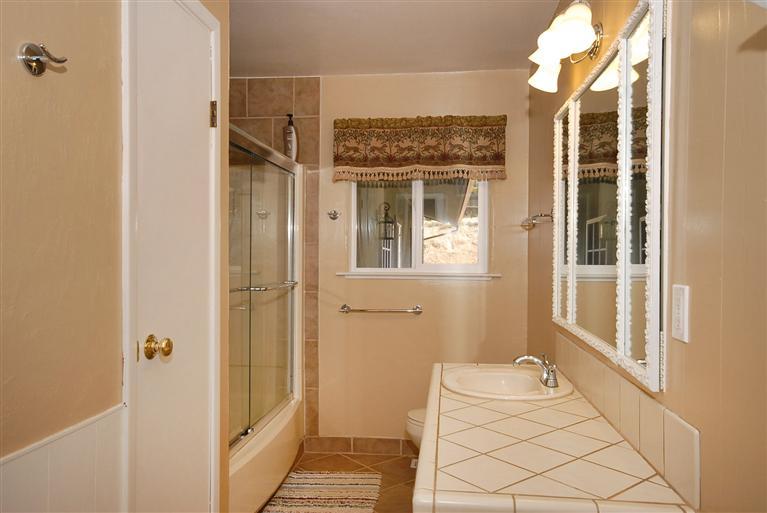 19960 Meadowood Dr, Jackson, CA 95642 photo 11