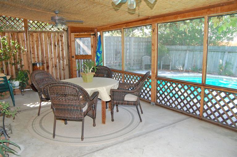 4649 Oakbough Way, Carmichael, CA 95608 photo 18